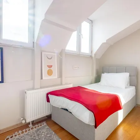 Flat 7 Min To Coast In Suadiye شقة اسطنبول